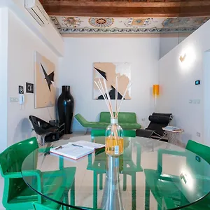 Delle Scienze 11 Apartment
